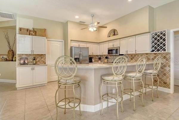 9477 Cedar Ridge Ln - Photo 7 of 50