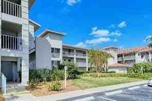 9320 Clubside Cir #2208