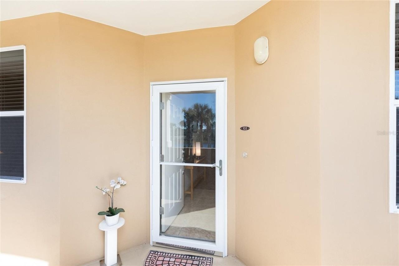 80 Surfview Dr #103 - Photo 6 of 50