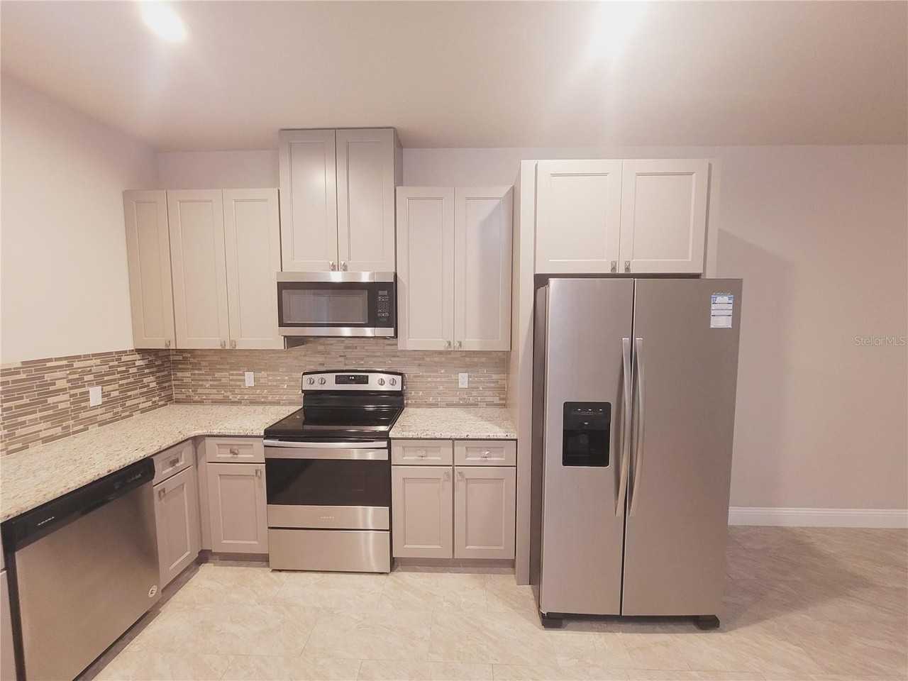 39 Providence Ln #B - Photo 7 of 25