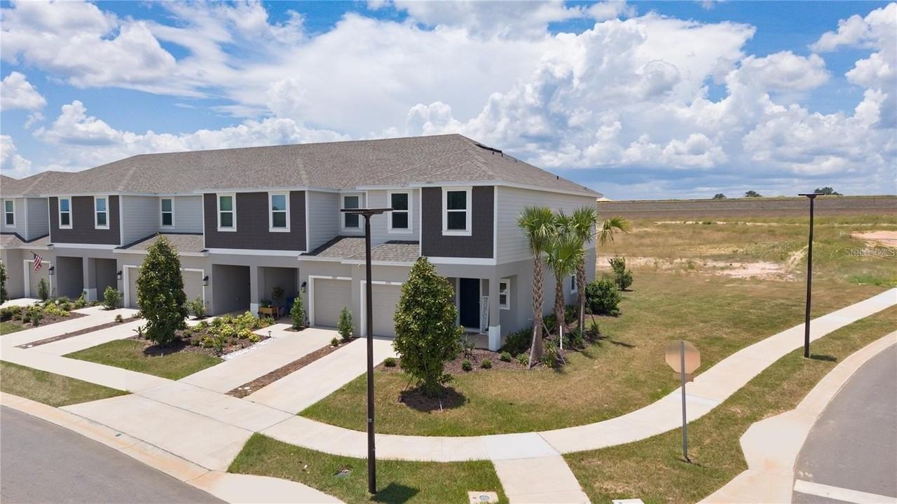 7771 Waterscape Dr - Photo 3 of 30