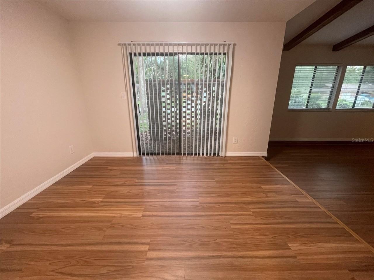 3810 Nw 28th Ter - Photo 5 of 16