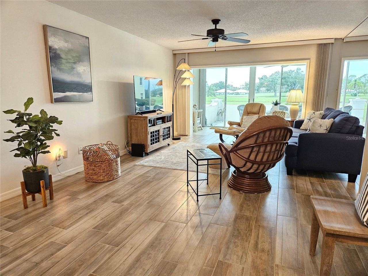435 Cerromar Ln #329 - Photo 7 of 50