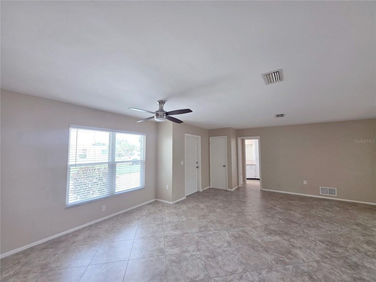 352 Pine Tree Rd - Photo 5 of 25
