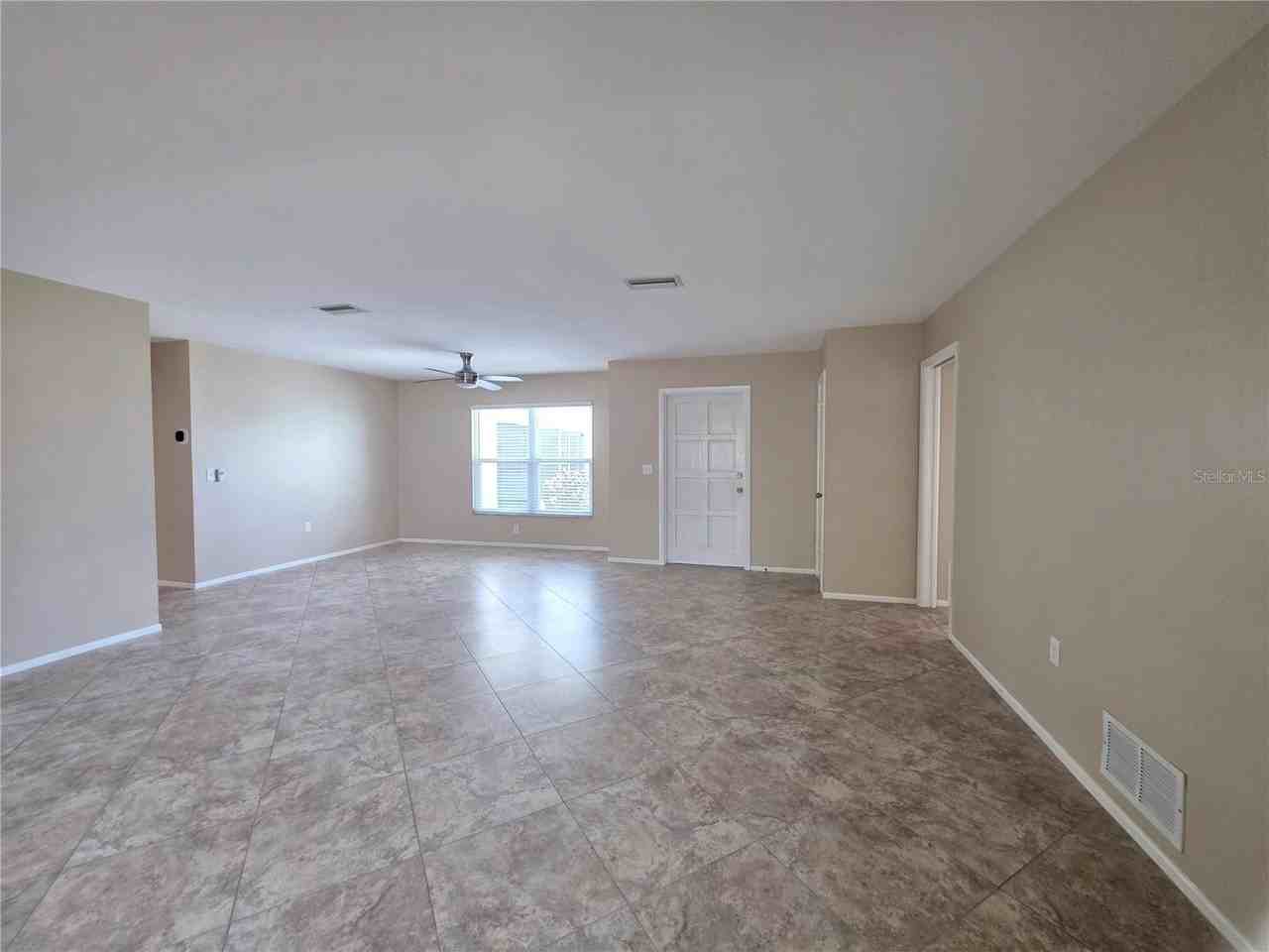 352 Pine Tree Rd - Photo 7 of 25