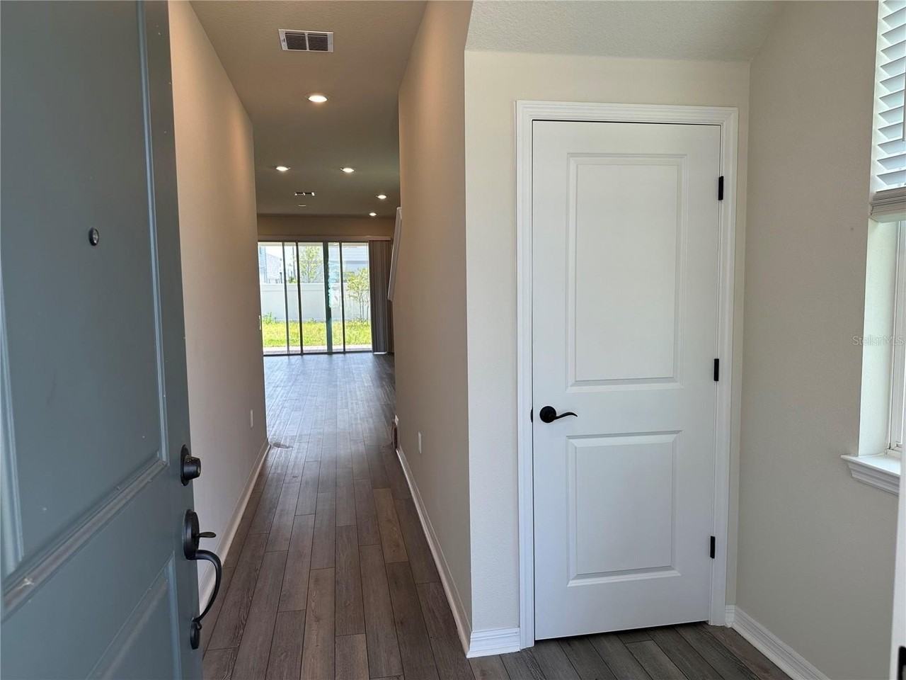 10355 Parkview Reserve Ln - Photo 5 of 50