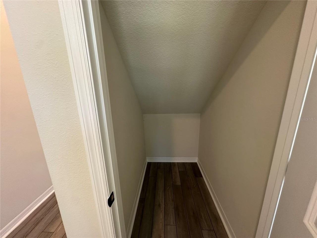 10355 Parkview Reserve Ln - Photo 7 of 50