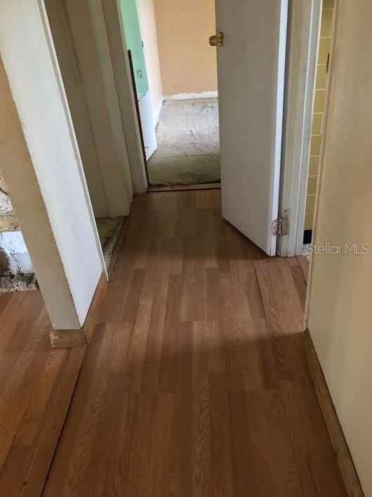 229 S Candler Ave - Photo 5 of 27