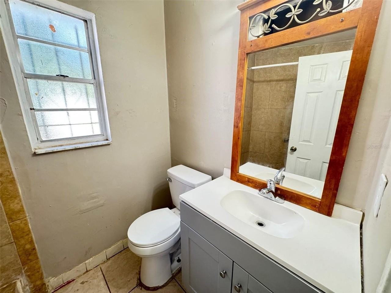 1209 Carlsbad Pl - Photo 4 of 18