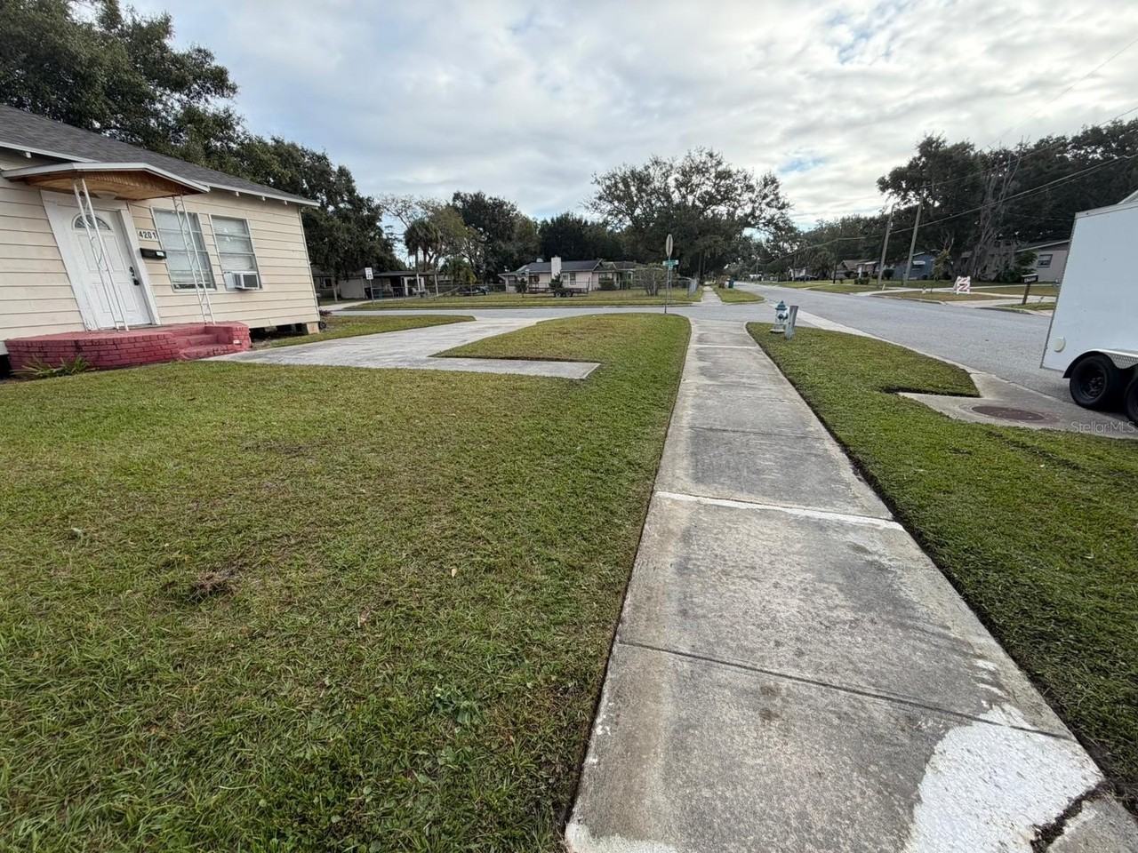 4201 Cepeda St - Photo 2 of 24