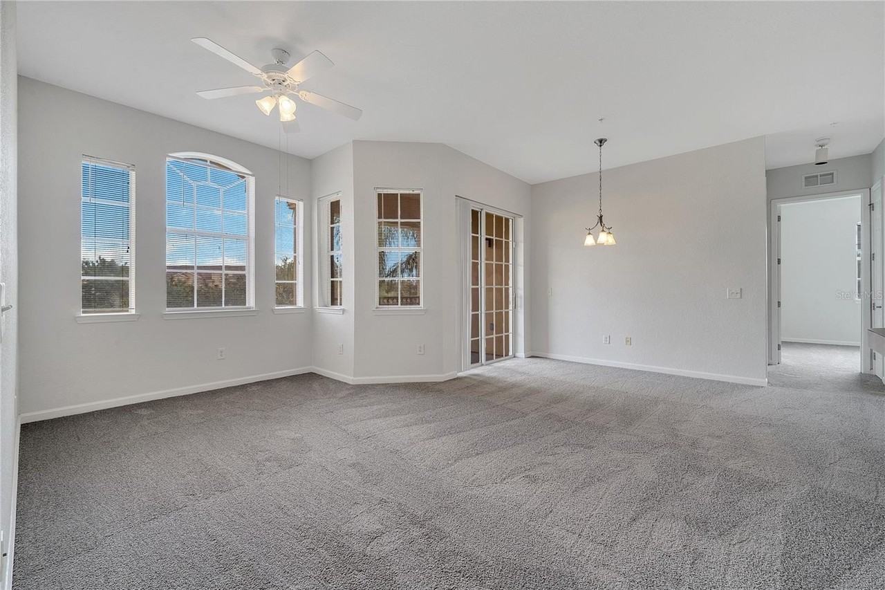 817 Terrace Ridge Cir #817 - Photo 2 of 31