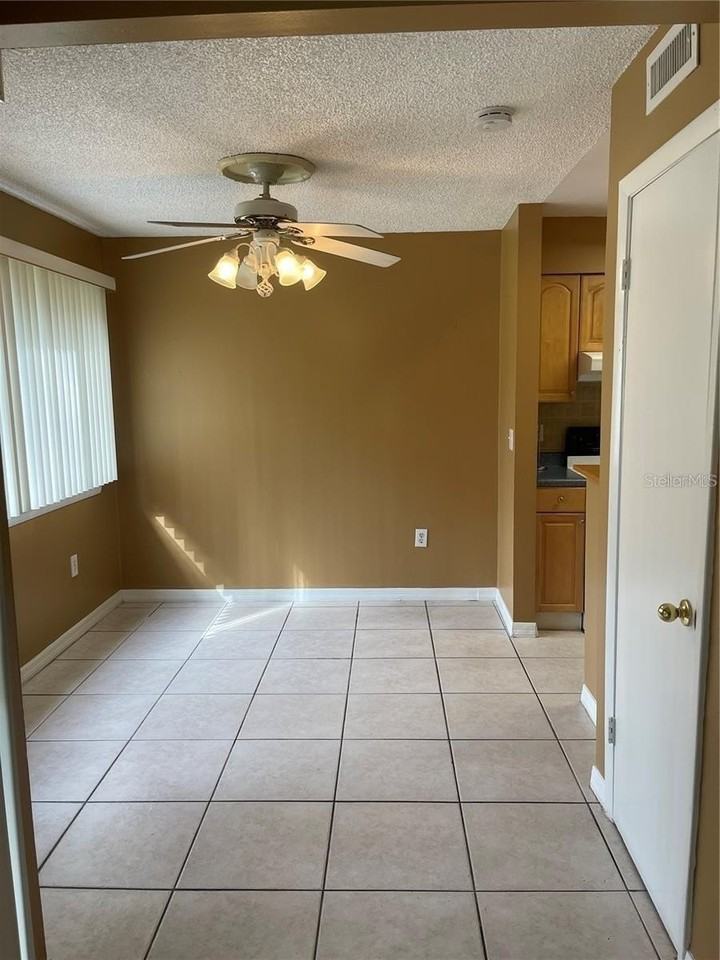 5109 Eaglesmere Dr #11A - Photo 4 of 11