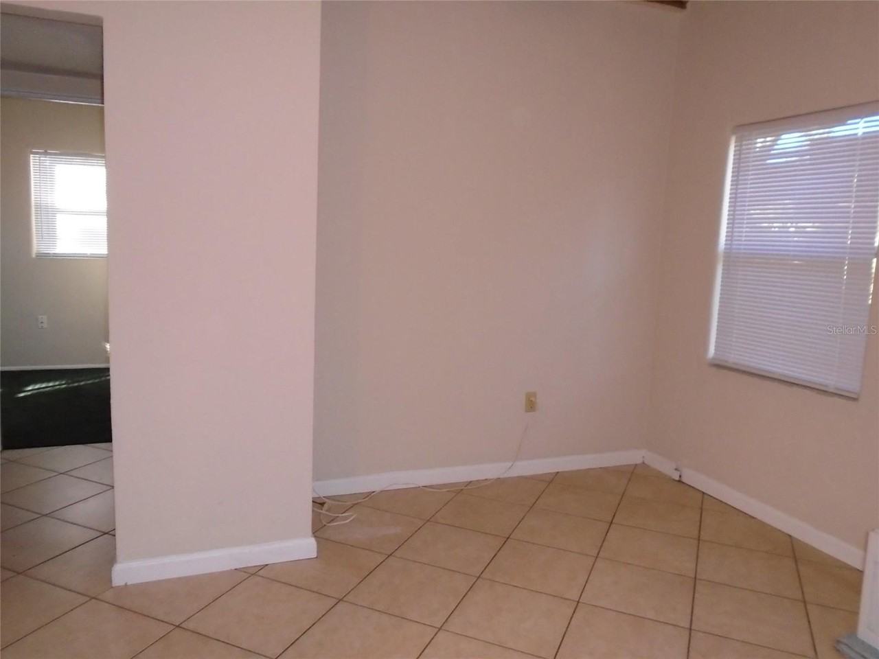 131 Lemon Ln - Photo 4 of 12