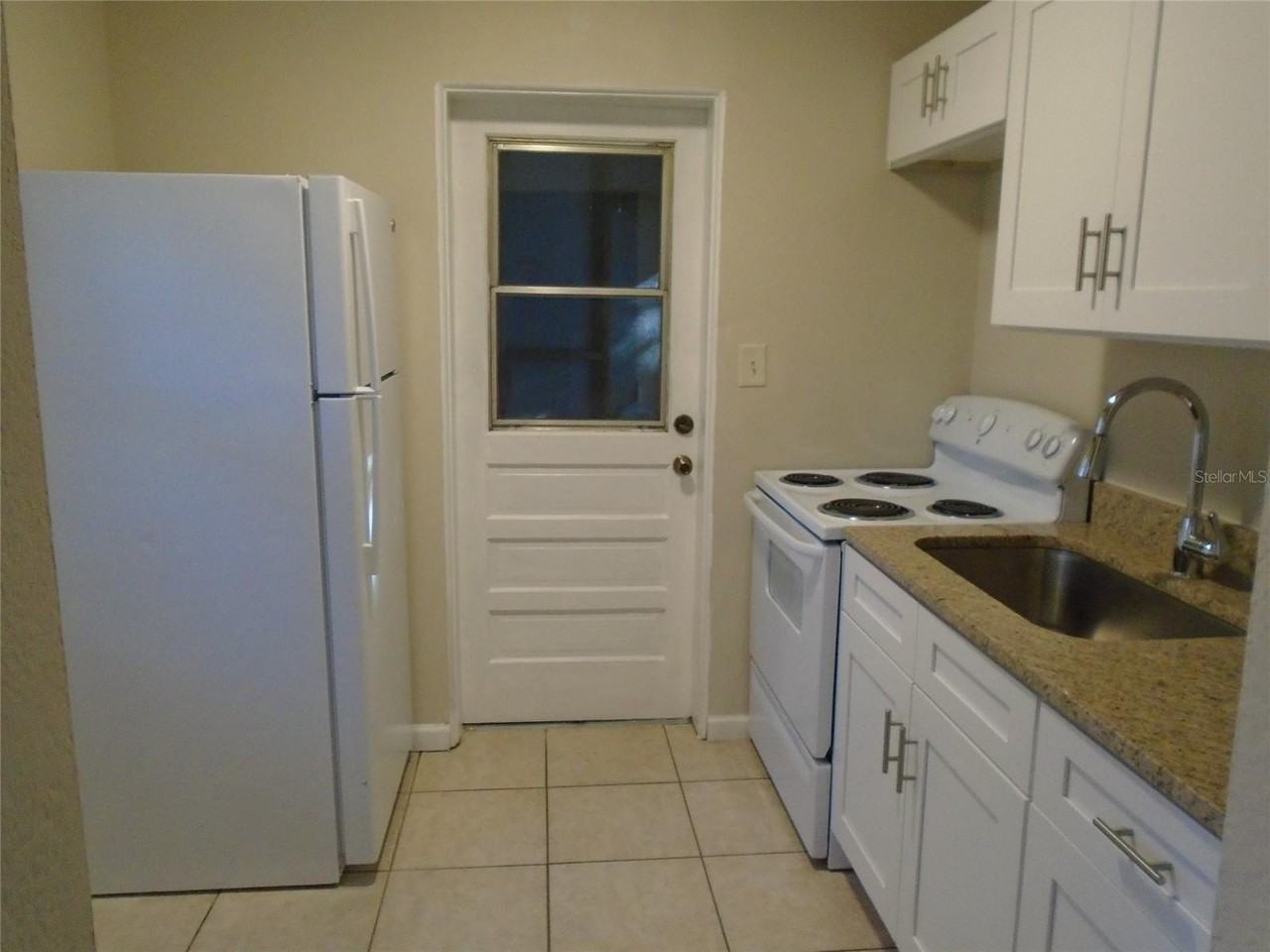 131 Lemon Ln - Photo 5 of 12