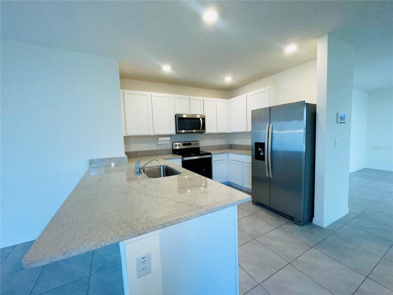 17043 Oval Rum Dr - Photo 6 of 15
