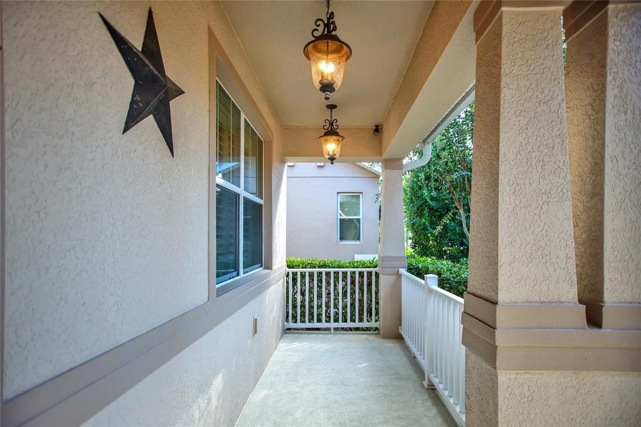 8119 Laughing Gull St - Photo 4 of 44
