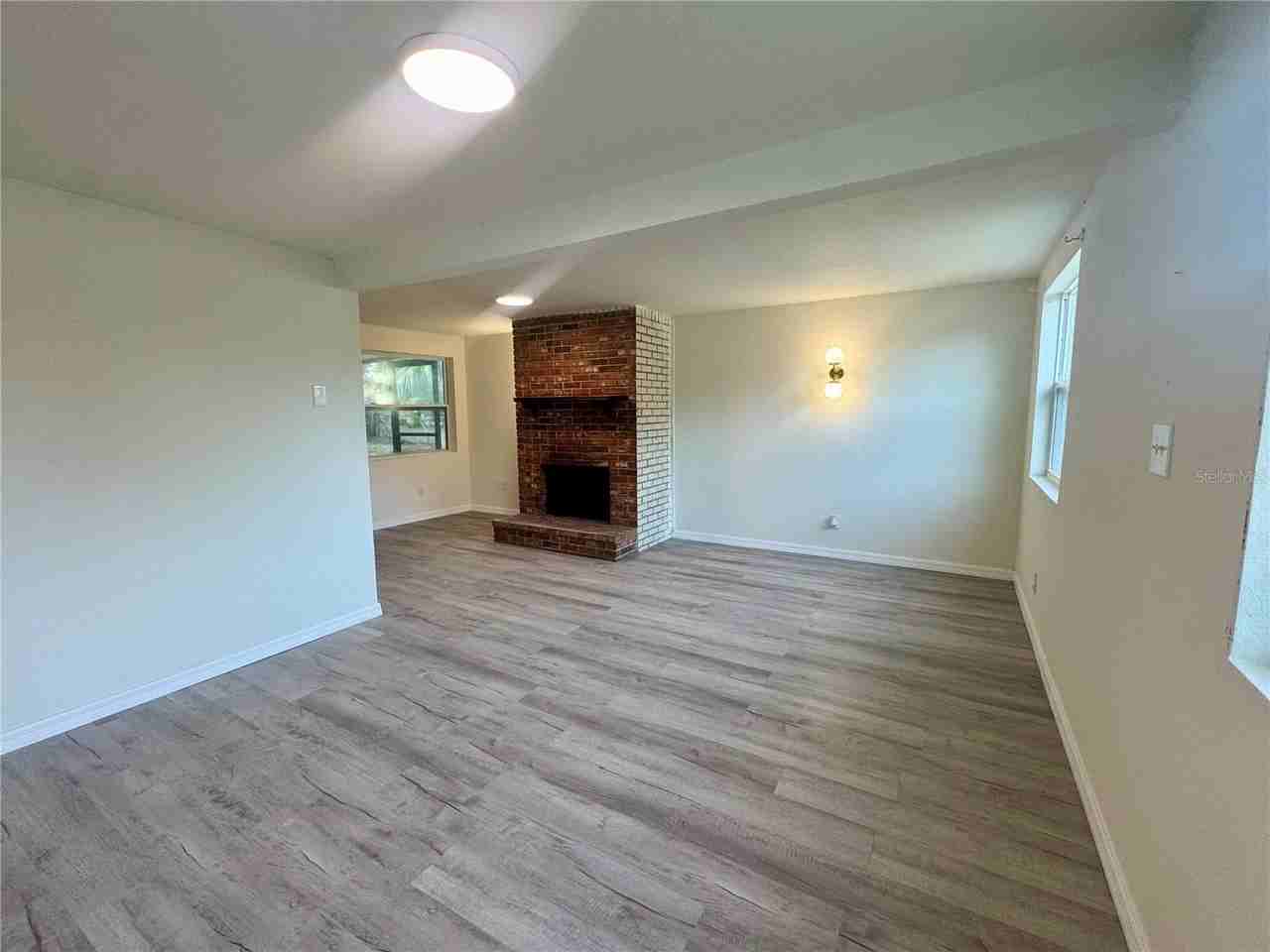 7224 Valiant Ct - Photo 4 of 22