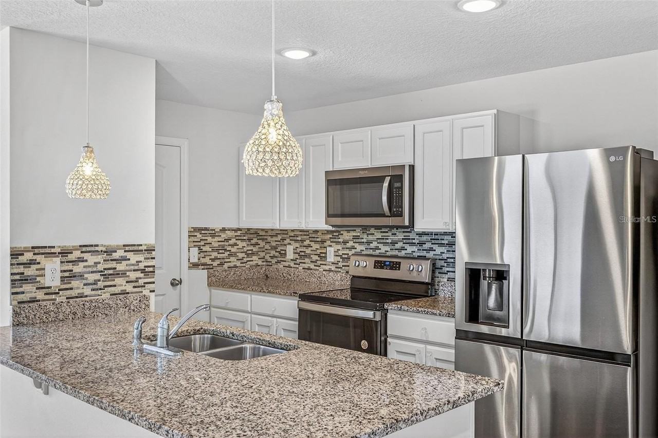 842 Gila Way - Photo 7 of 43