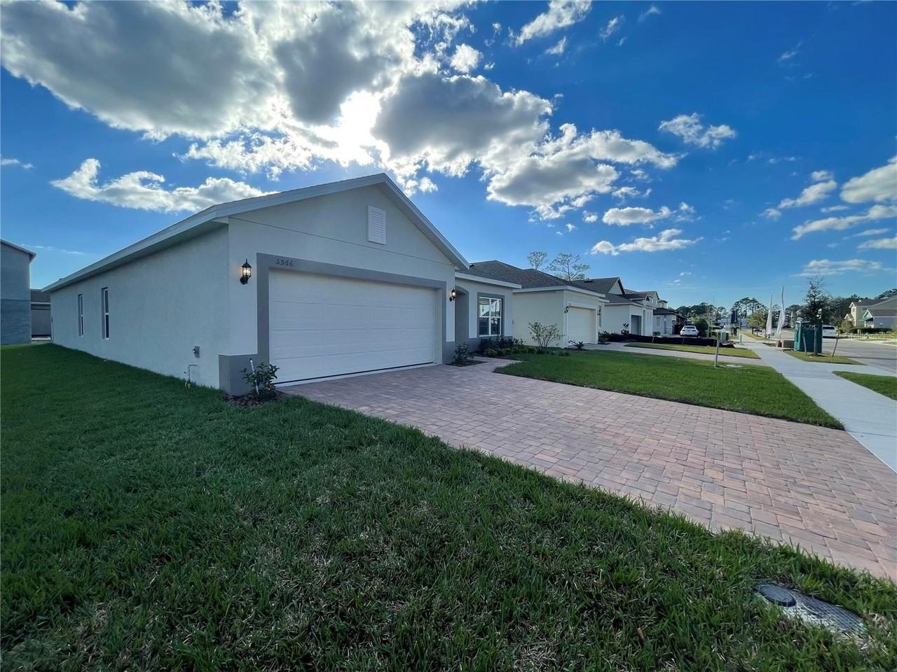 5566 Sabal Dr - Photo 2 of 20
