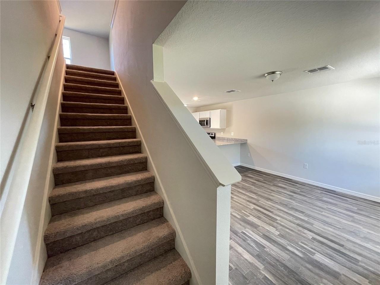 1630 Tench Ct - Photo 7 of 16