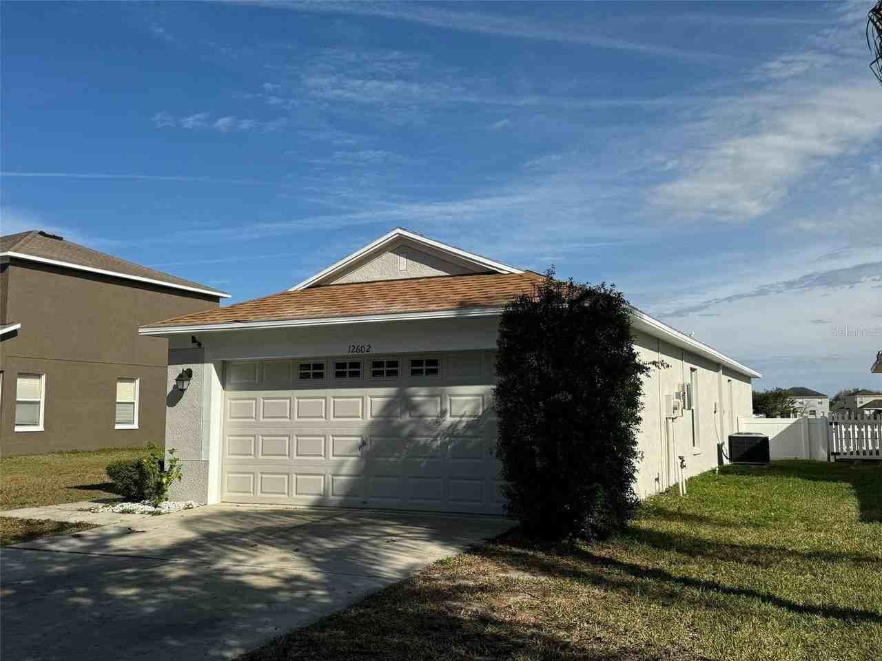 12602 Evington Point Dr - Photo 2 of 21