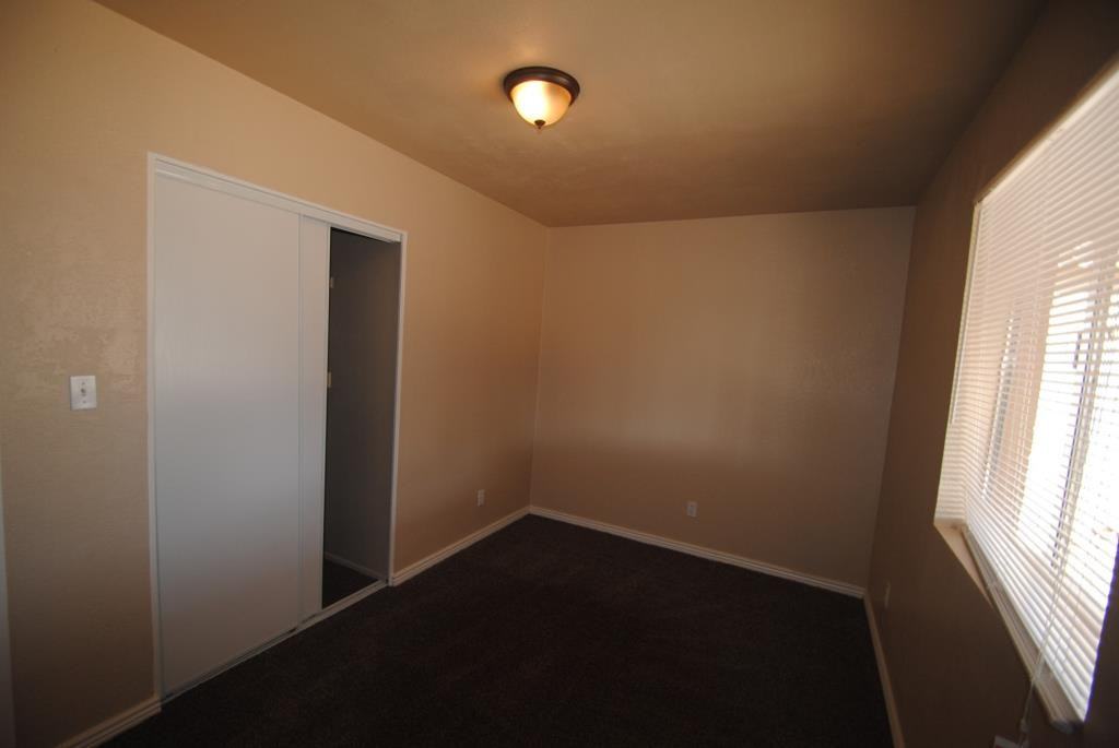 210 3rd Ave E - Photo 2 of 11