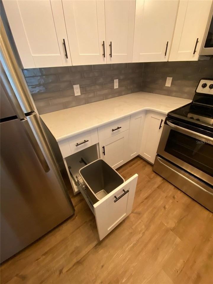 823 Camargo Way #105 - Photo 4 of 16