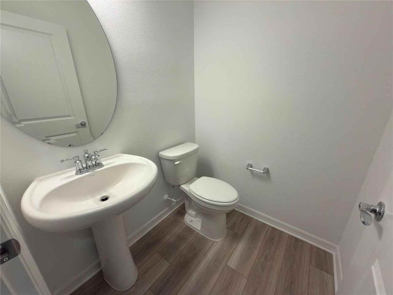 11419 Harborview St - Photo 5 of 20