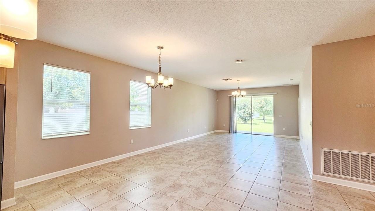 11048 Sweetgum Woods Dr - Photo 4 of 29