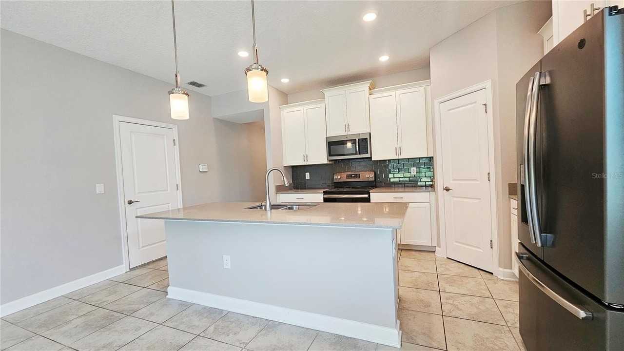 11048 Sweetgum Woods Dr - Photo 7 of 29