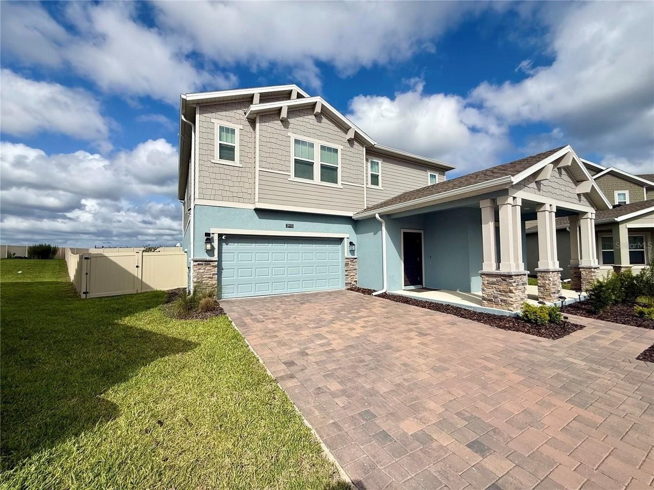 2970 Armstrong Ave - Photo 4 of 50