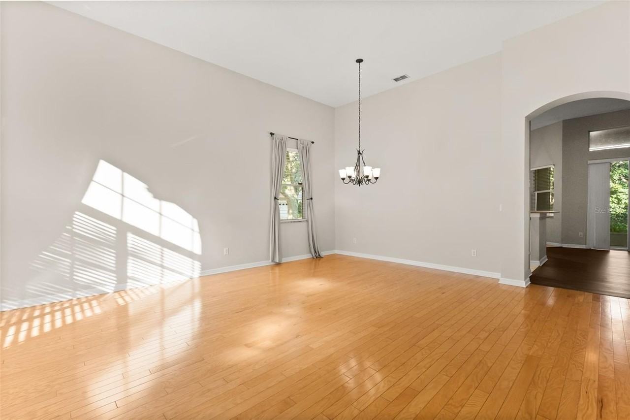 3289 Red Ash Cir - Photo 5 of 38