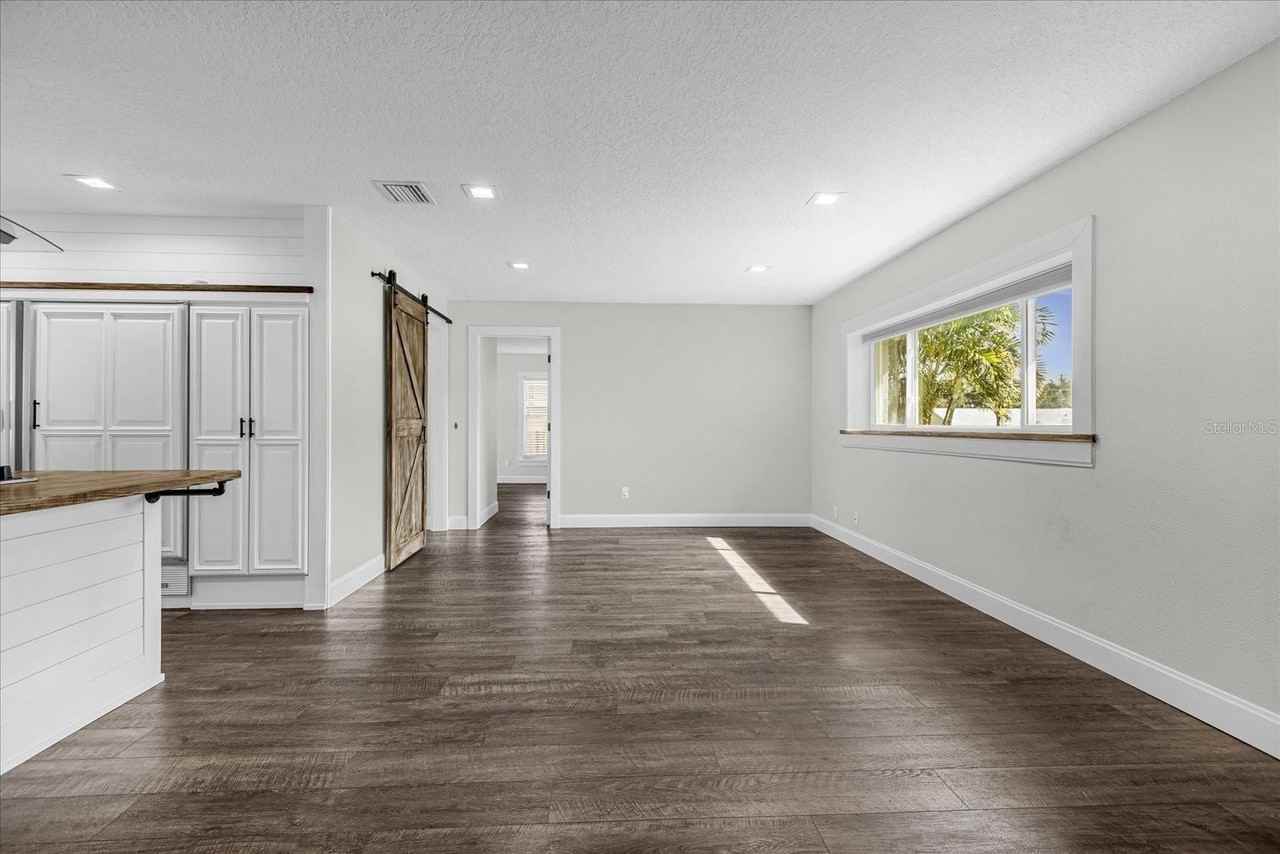 8756 Granada Blvd - Photo 5 of 26