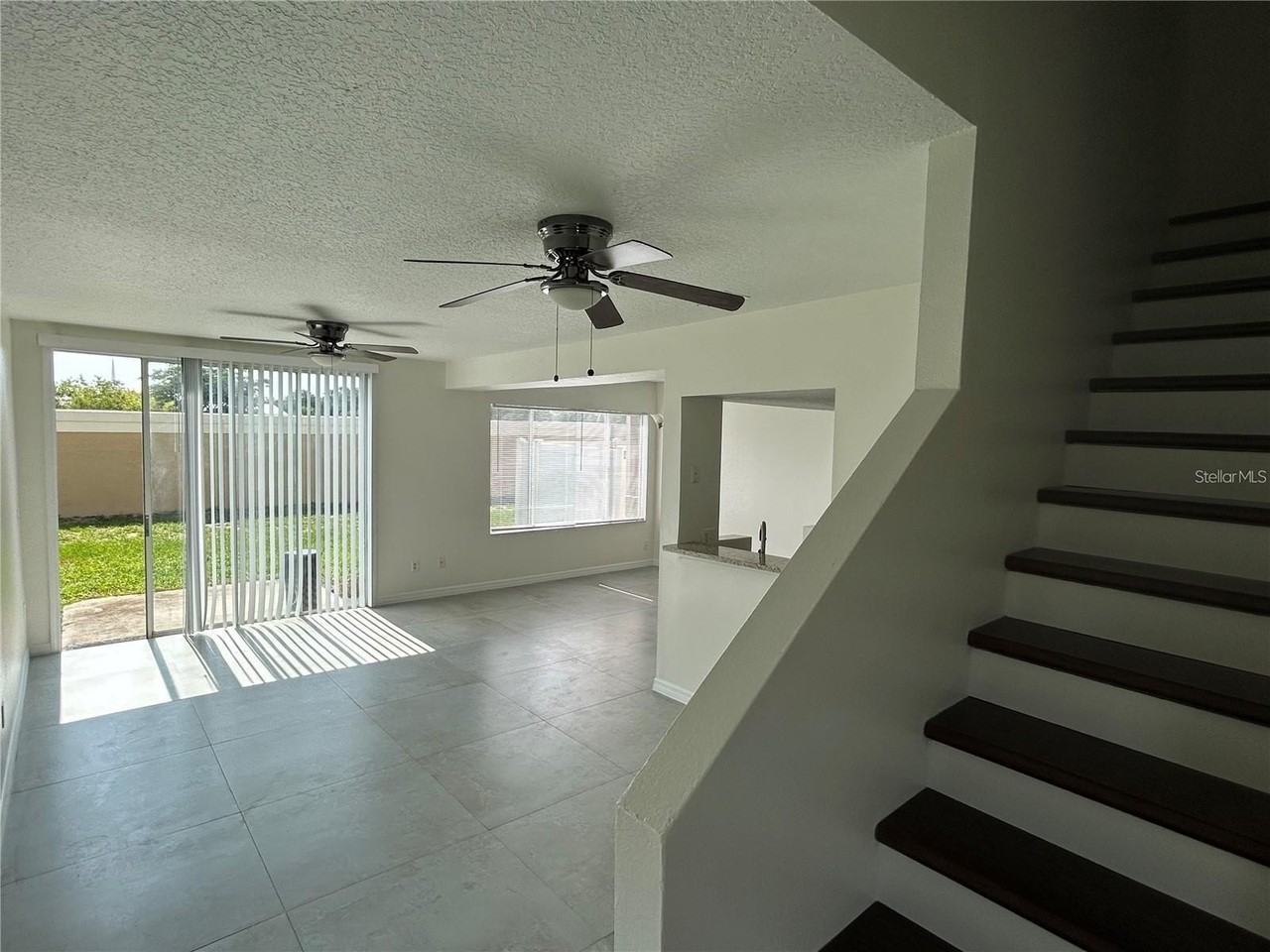 202 Washington Palm Loop - Photo 2 of 23