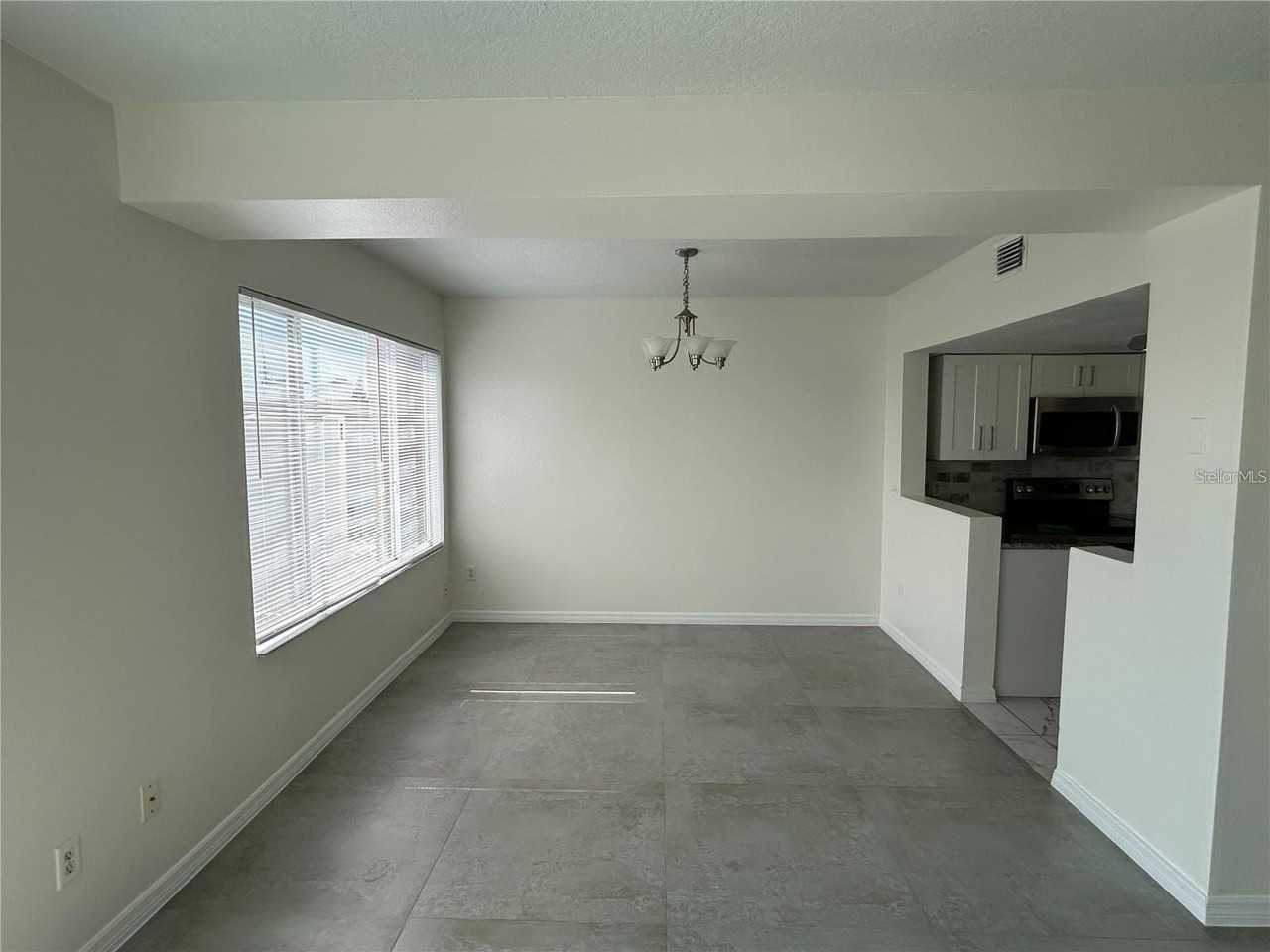 202 Washington Palm Loop - Photo 6 of 23