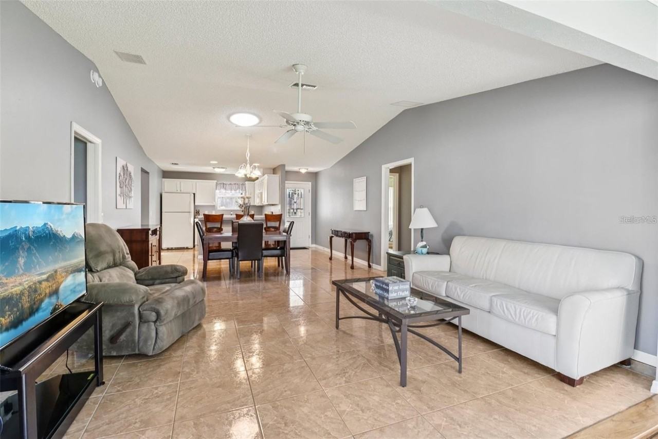 8544 Se 177th Bartram Loop - Photo 6 of 29
