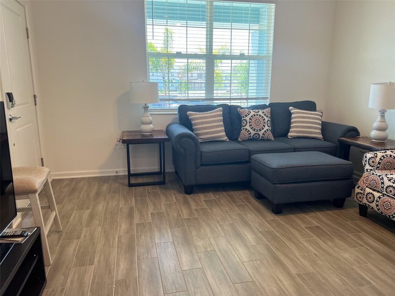 6488 Needle Way - Photo 3 of 9