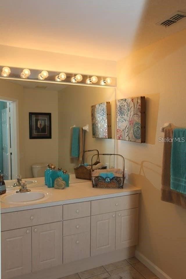 2411 Silver Palm Dr - Photo 6 of 20