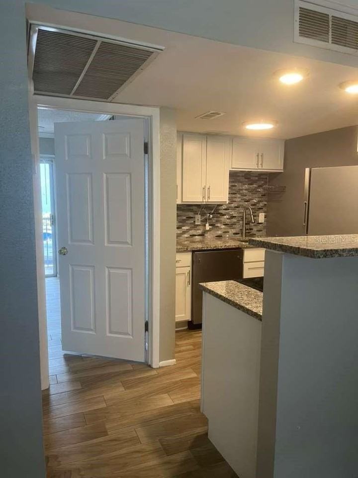 131 Water Front Way #220 - Photo 3 of 12