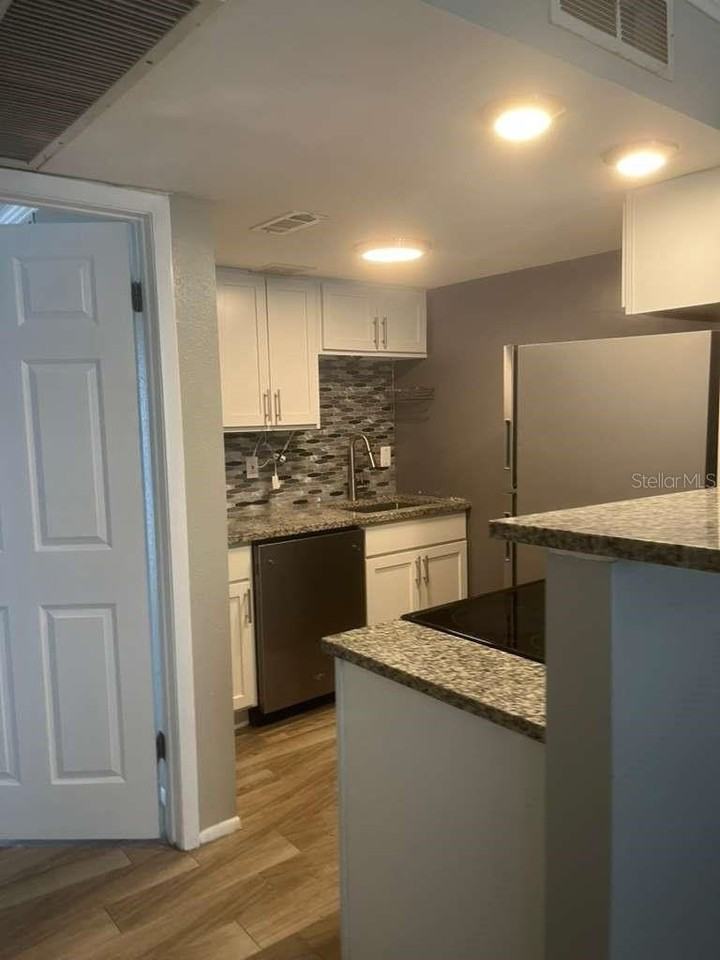 131 Water Front Way #220 - Photo 4 of 12