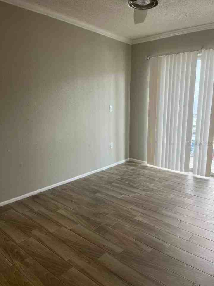 131 Water Front Way #220 - Photo 7 of 12