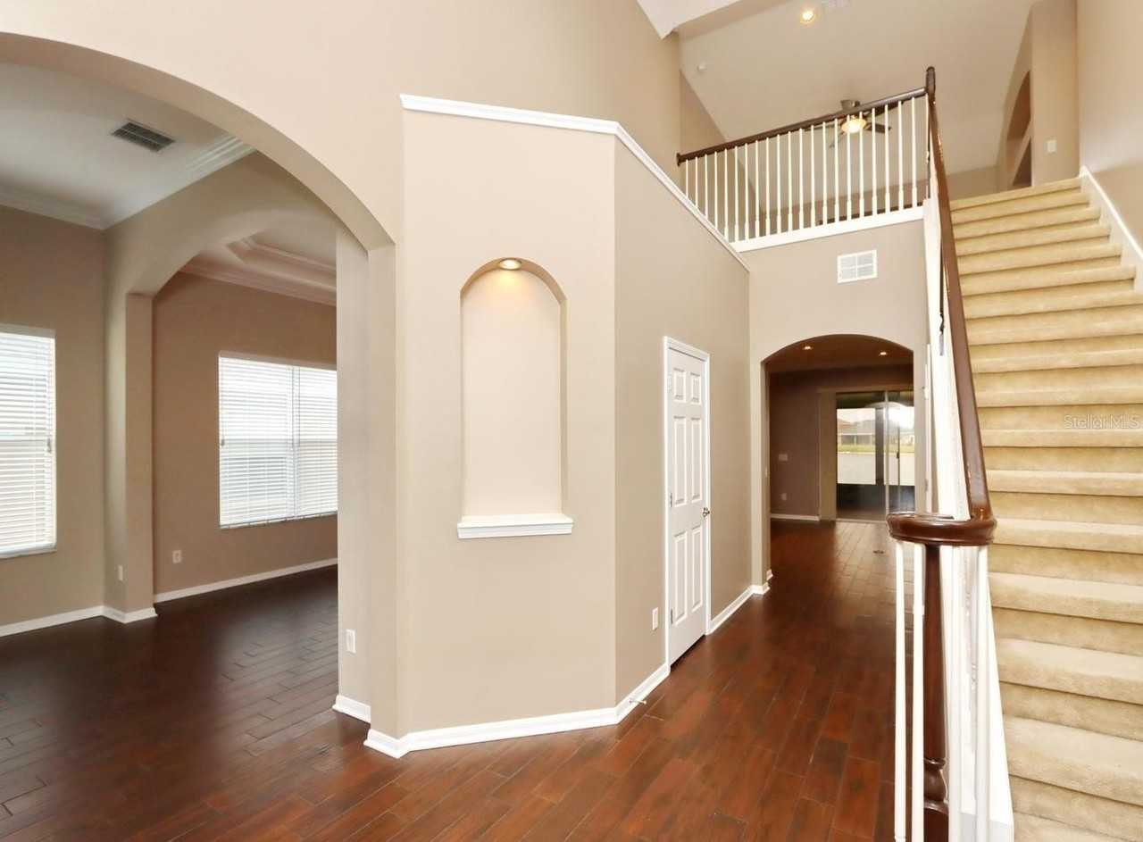 13714 Artesa Bell Dr - Photo 4 of 36