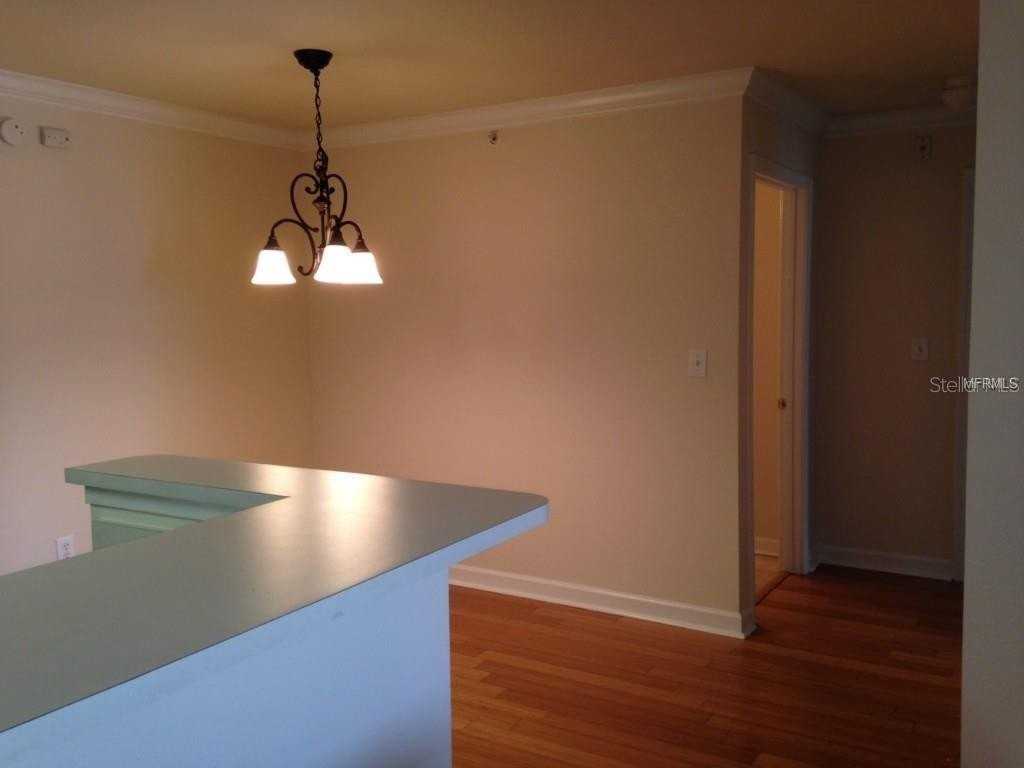 18147 Sterling Gate Cir #18147 - Photo 3 of 17