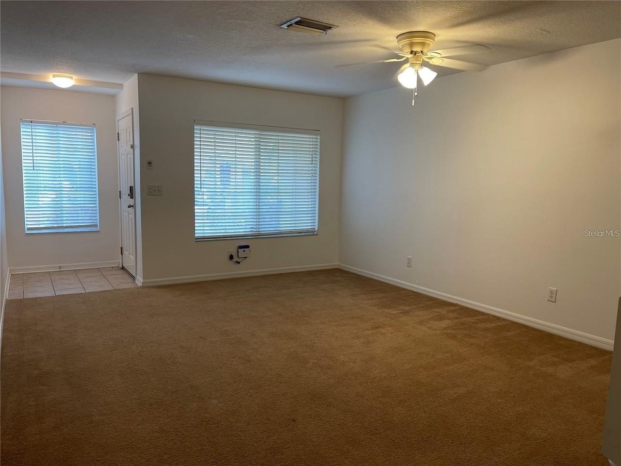 10806 Brickside Ct - Photo 4 of 19