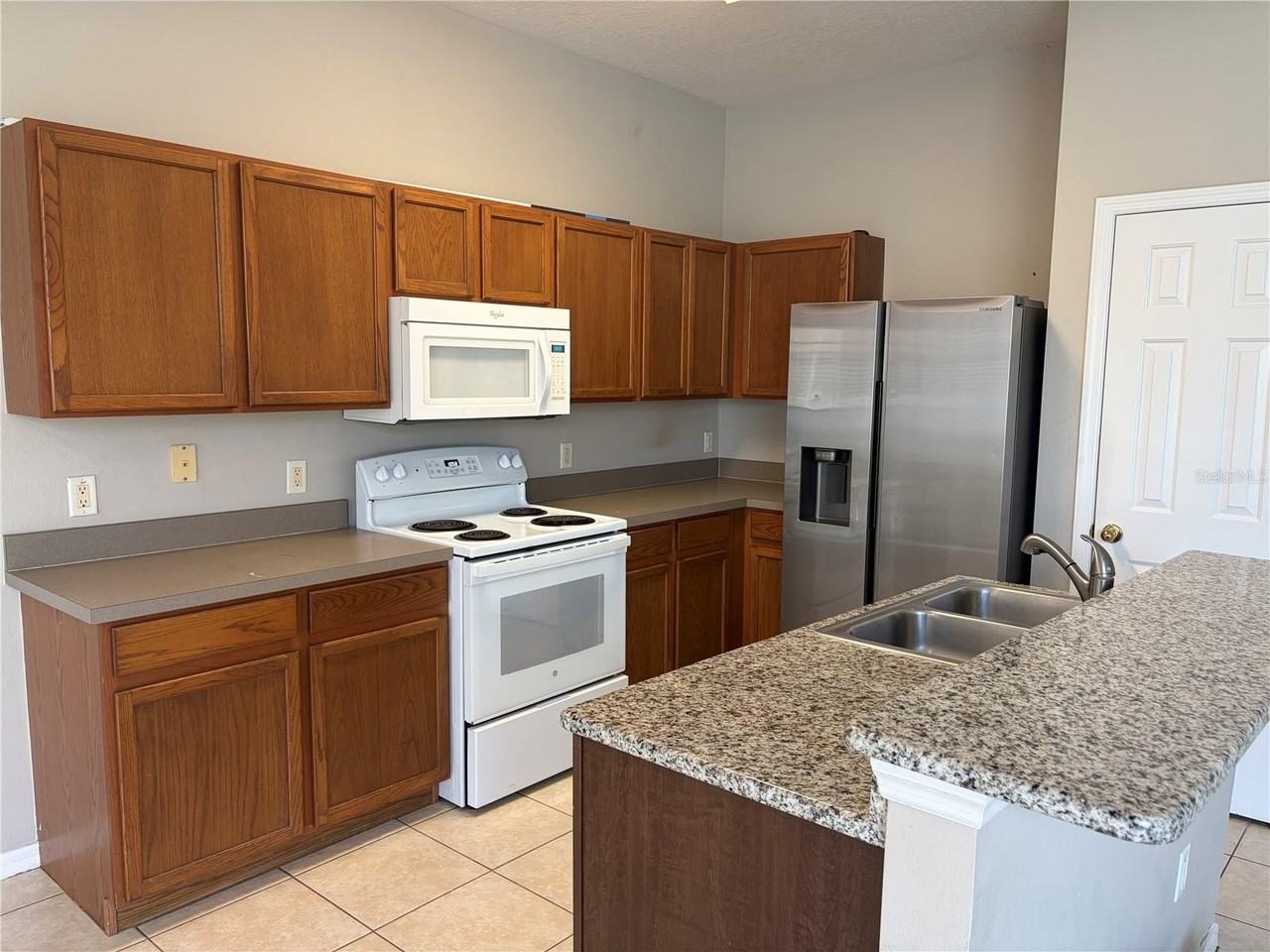 13508 Blue Sunfish Ct - Photo 4 of 12