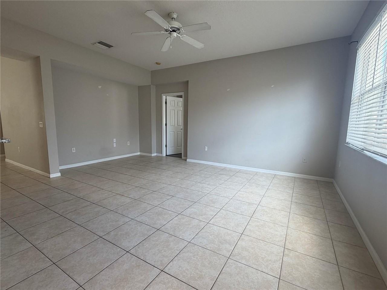 13508 Blue Sunfish Ct - Photo 5 of 12