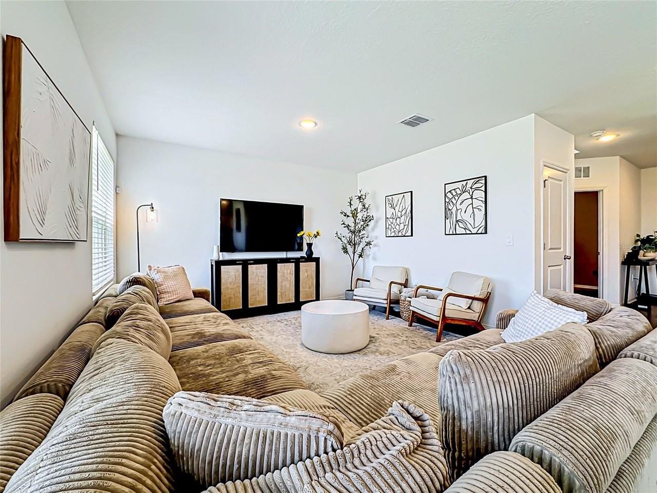 13019 Bluff Oak Way - Photo 6 of 31