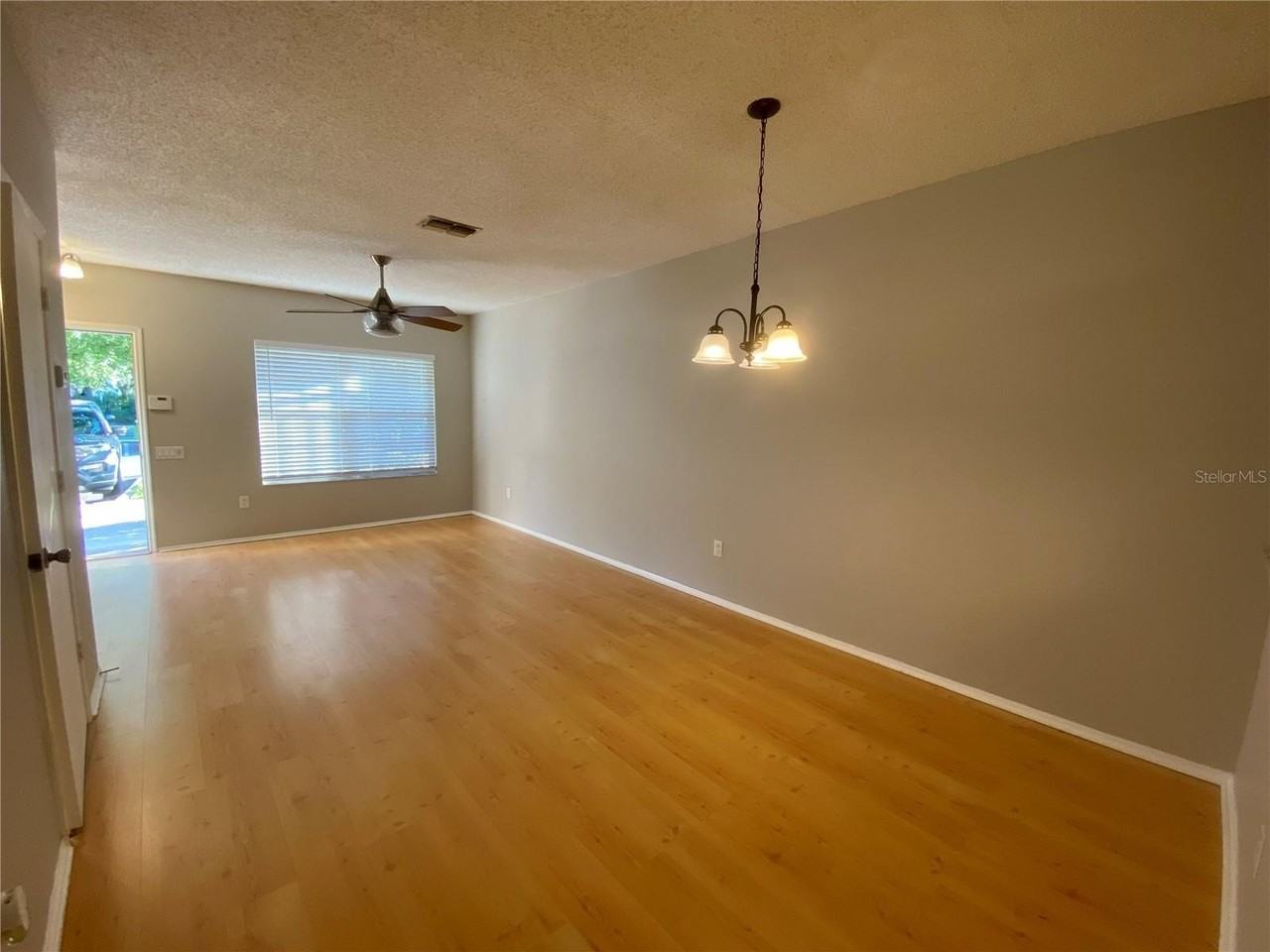 12415 Berkeley Square Dr - Photo 6 of 40