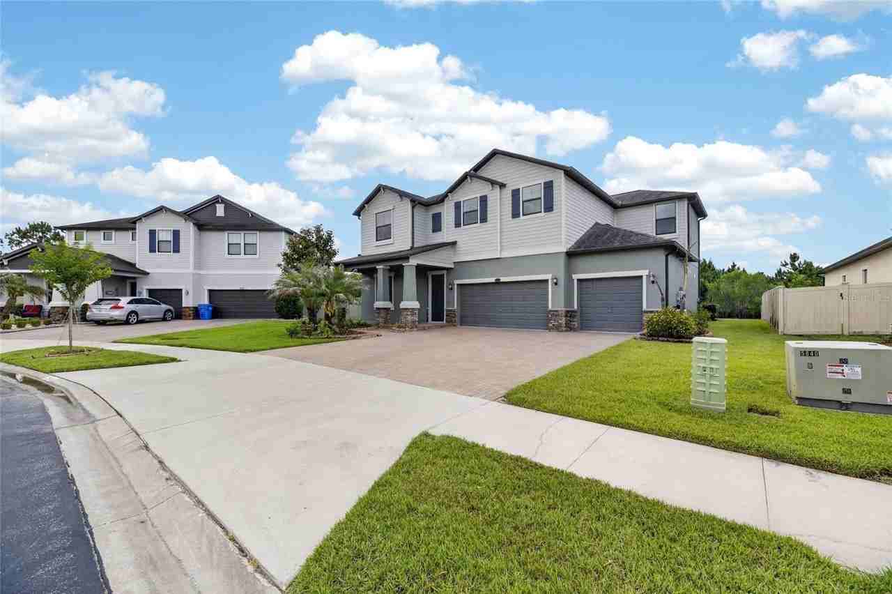 2905 Hilliard Dr - Photo 2 of 50