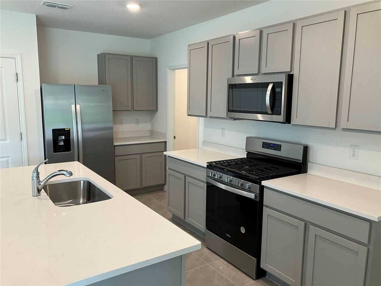 35694 Kinsey Pt - Photo 4 of 40